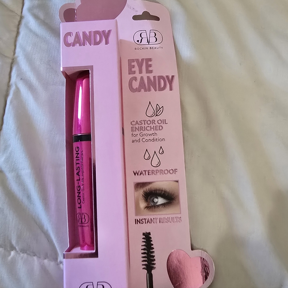 Rockin Beauty Castor Oil Mascara.